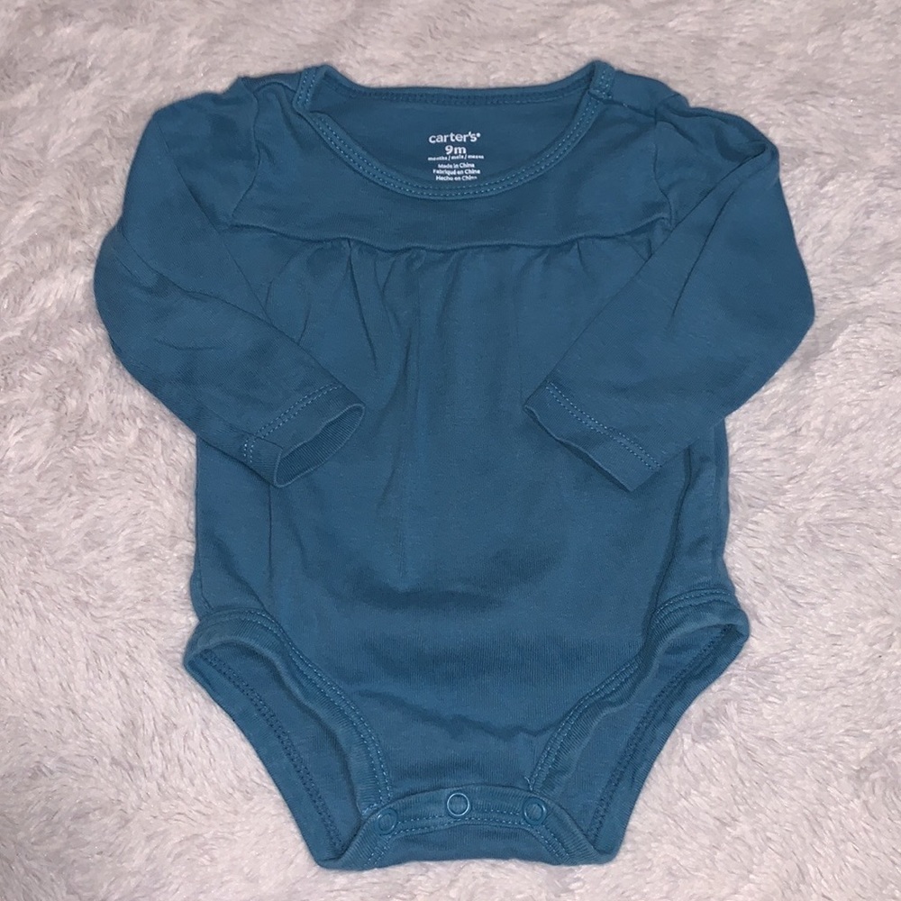 (3 for $10) carters 9 month long sleeve blue bodysuit baby girl clothing